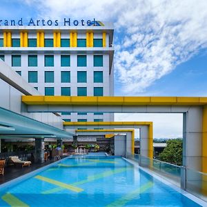 Grand Artos Hotel & Convention